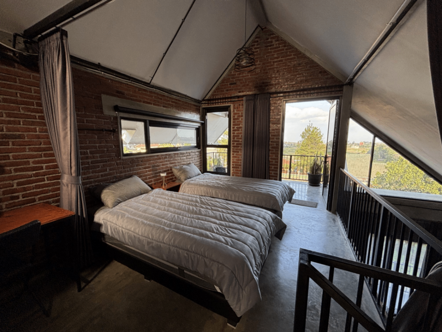kamar tidur mezzanine